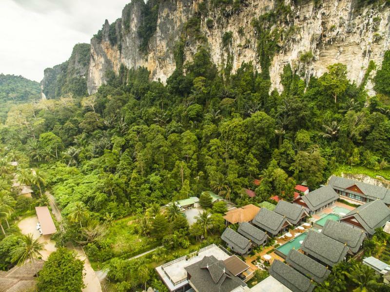 The Scene Cliff View Villas By Swiss-Belhotel Krabi town Extérieur photo