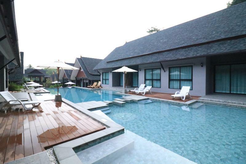 The Scene Cliff View Villas By Swiss-Belhotel Krabi town Extérieur photo